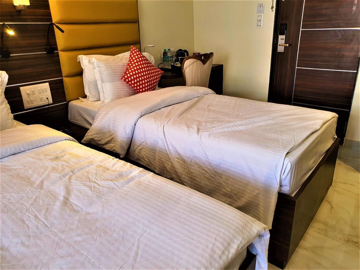 Vits Shanti Solitaire, Arpora Exterior foto